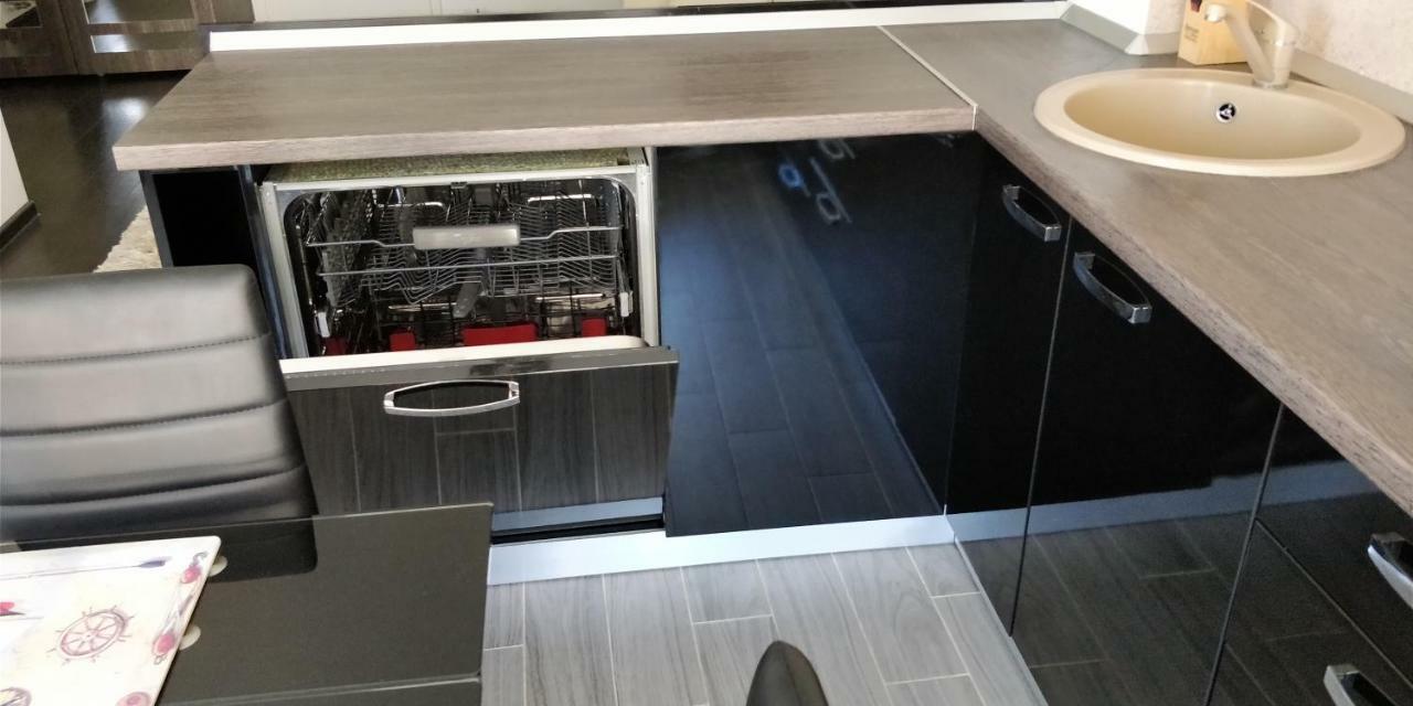Avangarden Apartment Brasov Ngoại thất bức ảnh